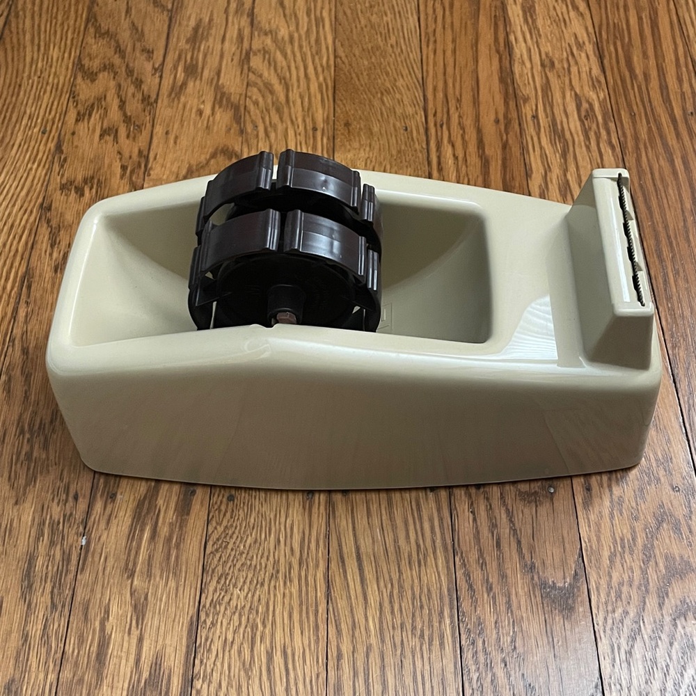 Scotch 3M C-22 Heavy-duty dual roll tape dispenser - Picture 2 of 7
